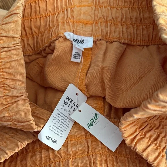 Aerie Orange Shorts With Pockets - Picture 2 of 3